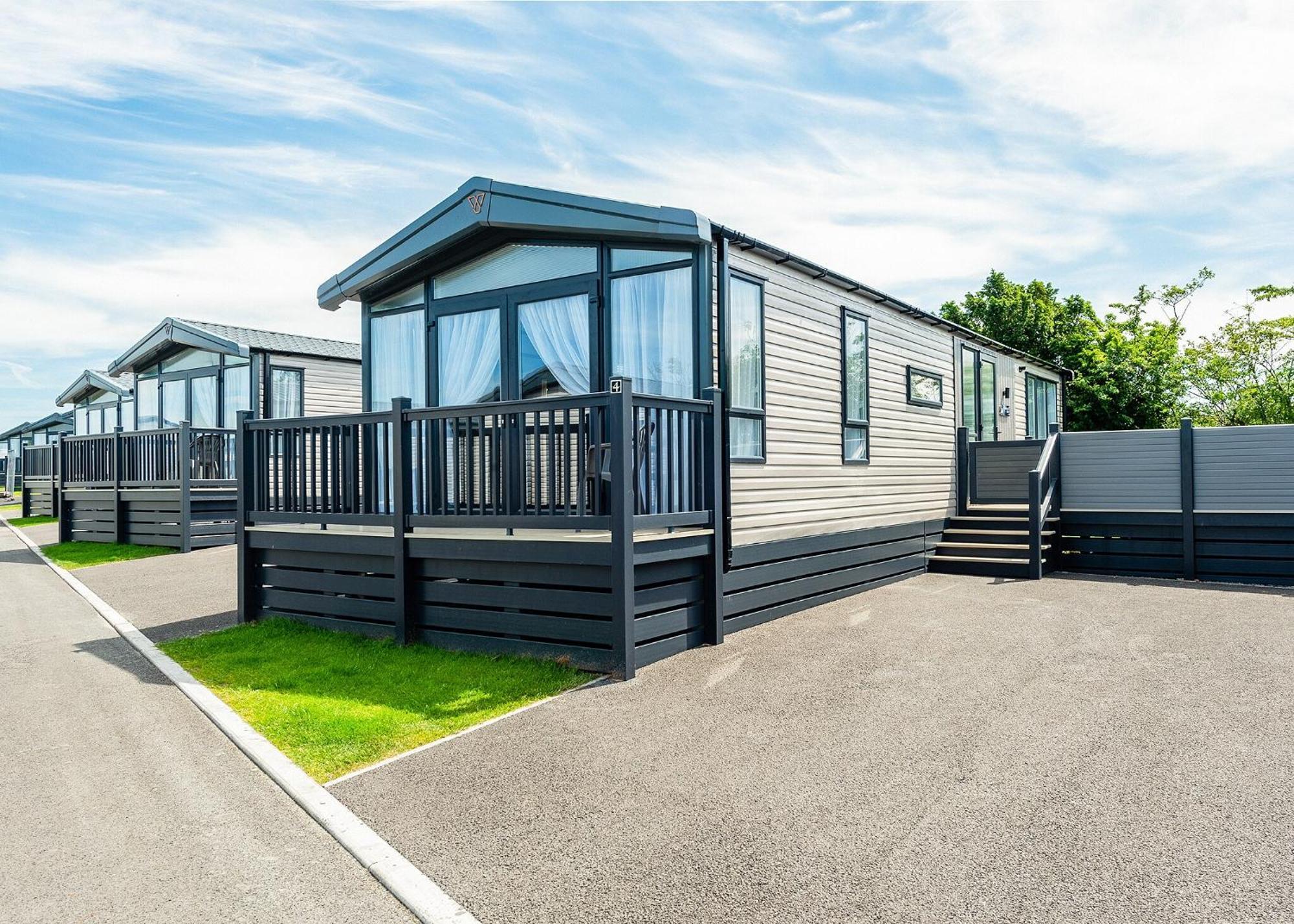 ホテル Green Meadows Country Park Harker エクステリア 写真